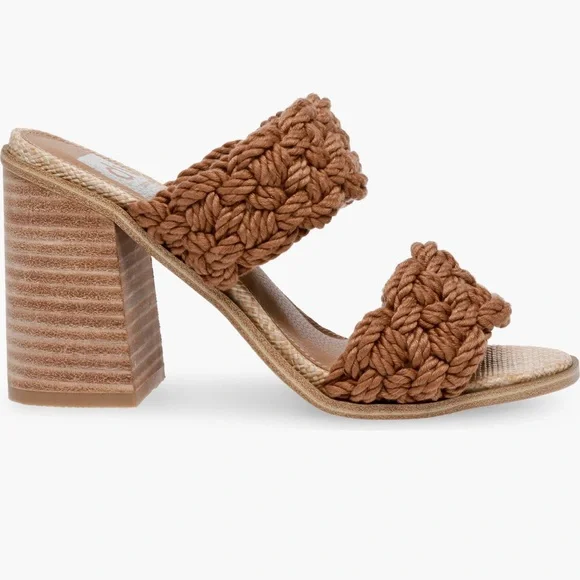 Dolce Vita Heels 🤎 - Picture 8 of 10